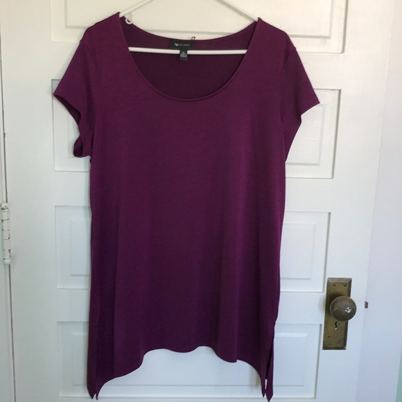 Women’s Shirt - Picture 2 of 8